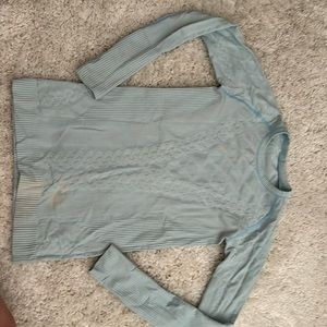 lululemon swiftly tech cable knit long sleeve shirt, light blue, size 6